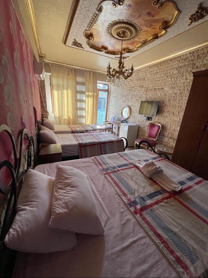 Dilek Hotel & Cafe Estambul Exterior foto